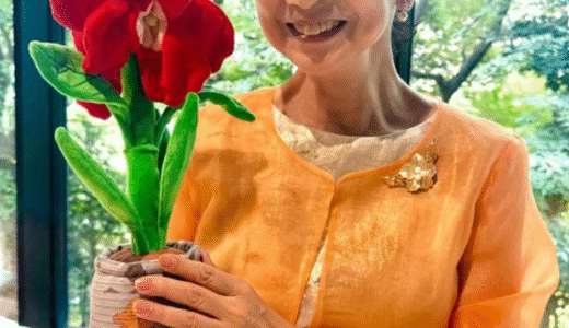 宮崎美子の年収がヤバい！まさかの億越え時代と現在の稼ぎ方とは